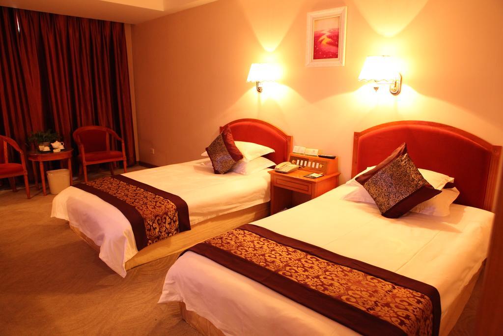 Tianhong Hotel Hocö Szoba fotó