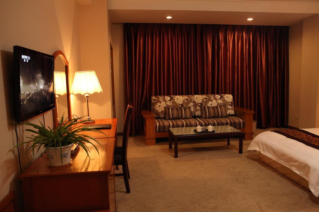 Tianhong Hotel Hocö Szoba fotó