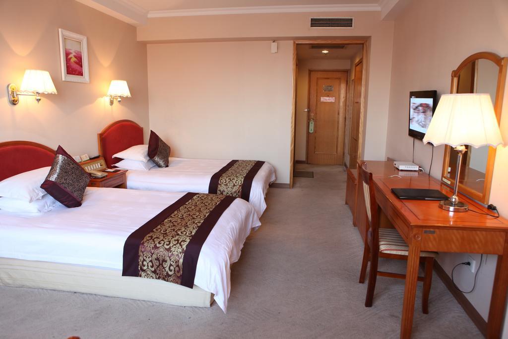 Tianhong Hotel Hocö Kültér fotó